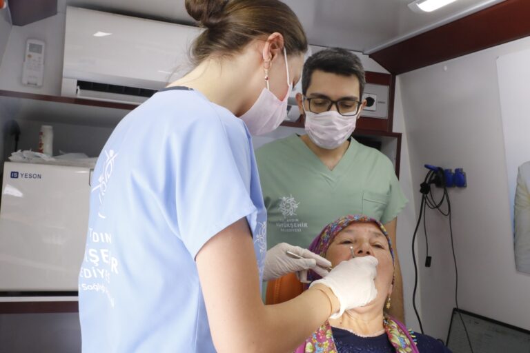 Başkan Çerçioğlu Ağız Ve Diş Sağlığı Hizmetlerini Aydın’ın Dört Bir Yanında Vatandaşlarla Buluşturmaya Devam Ediyor