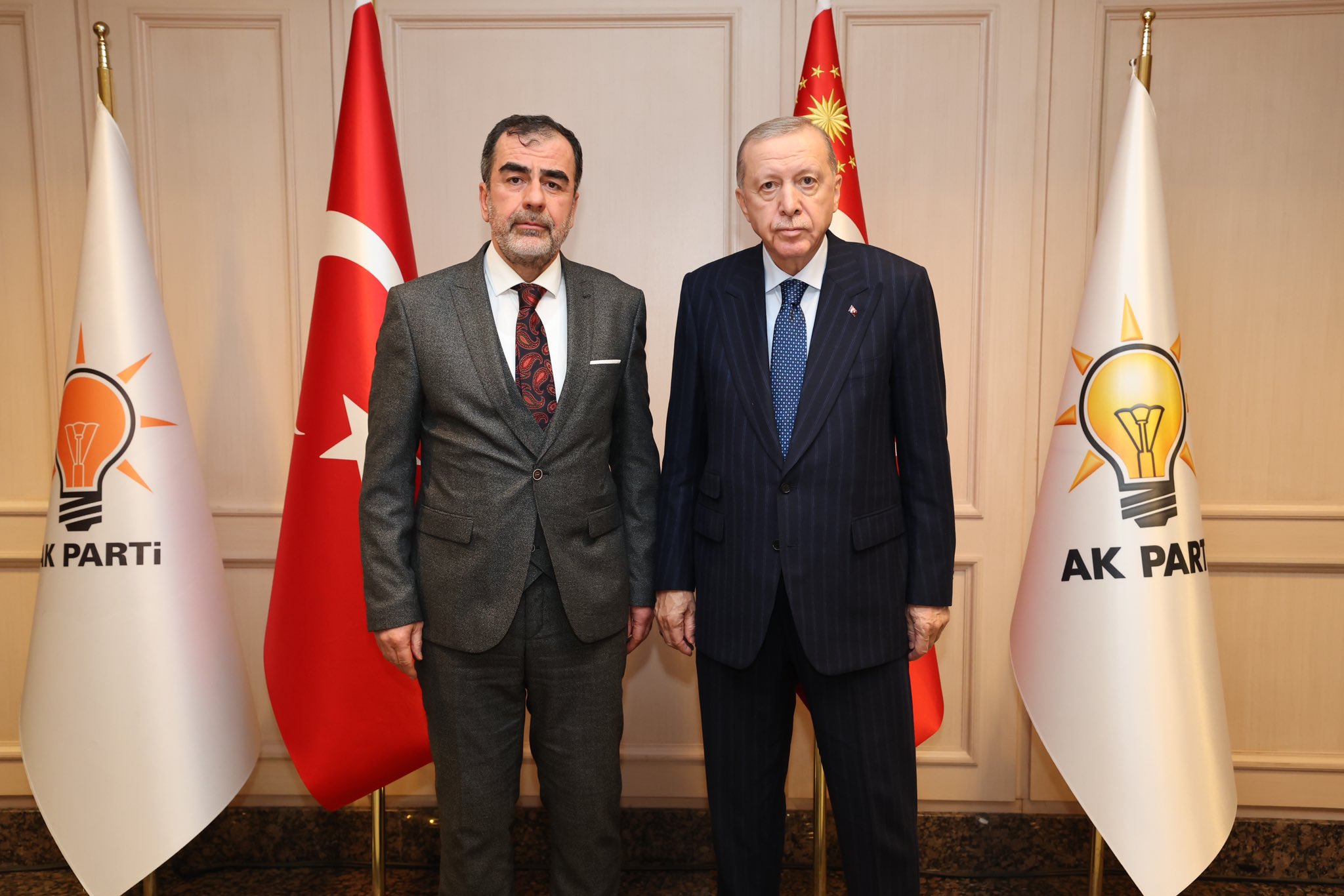 Mehmet Erdem'in Erdoğan aşkı kabardı 13 Mehmet Erdem’in Erdoğan aşkı kabardı