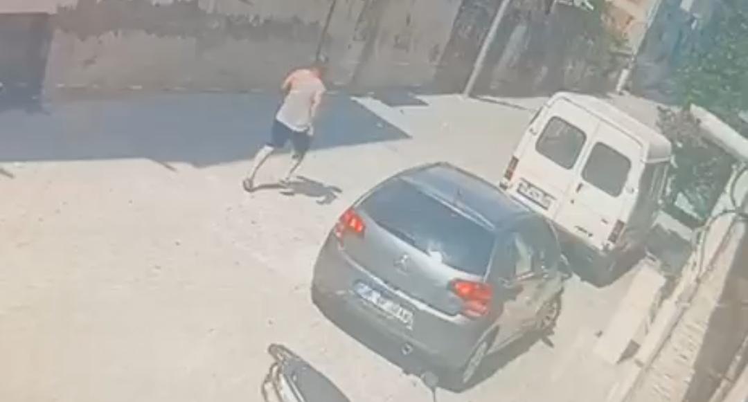 Nazilli sokaklarında film gibi kovalamaca! Otomobili bırakıp terlikle kaçtılar