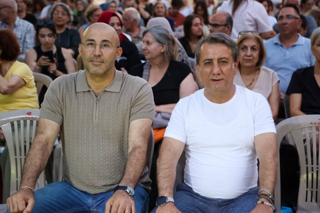 BAŞKAN YETİŞKİN’LE VATANDAŞLAR SANATA DOYDU 5 WhatsApp Image 2026 07 07 at 10.29.08 4