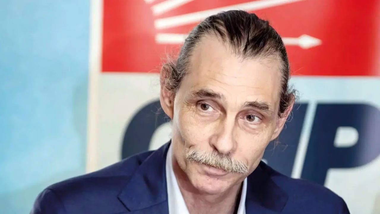 Erdal Beşikçioğlu gözaltına alındı! 8 Erdal Beşikçioğlu gözaltına alındı!