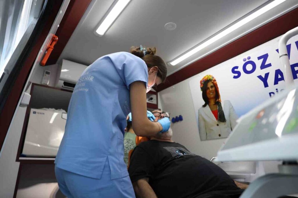 aydin buyuksehirin mobil dis klinikleri hizmete devam ediyor 2eb066360bdb