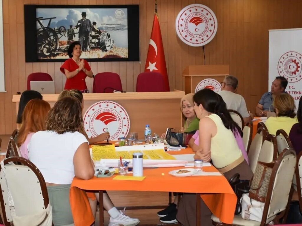 aydin tarimda proje dongusu yonetimi egitimi tamamlandi 339f831ca937
