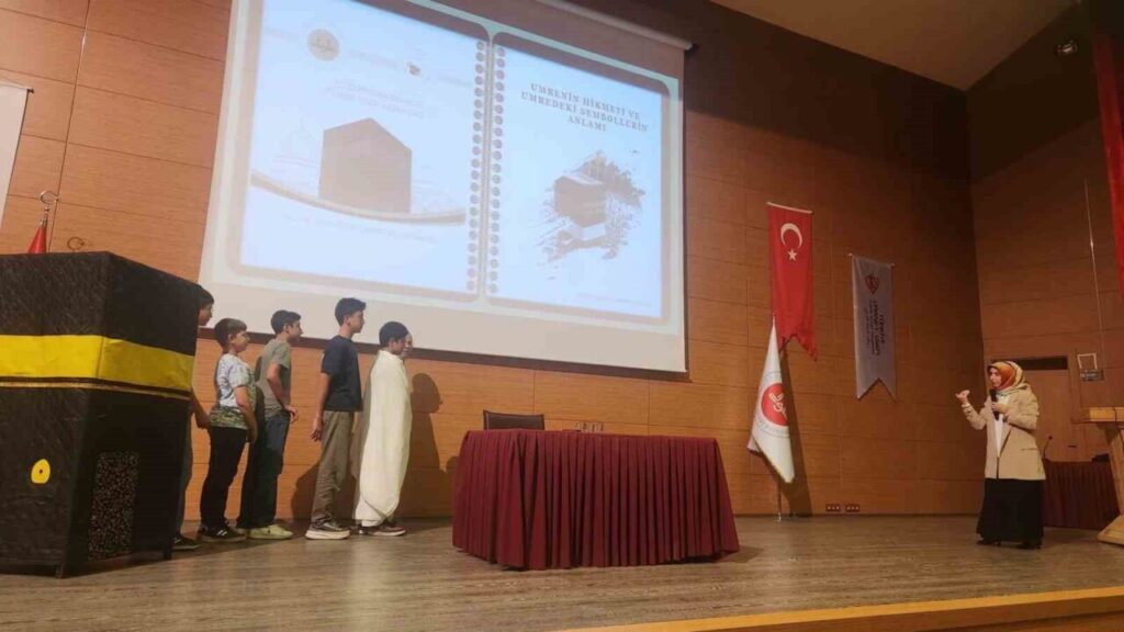 aydindan 109 hafiz ogrenci umre yolcusu ed259a272e11