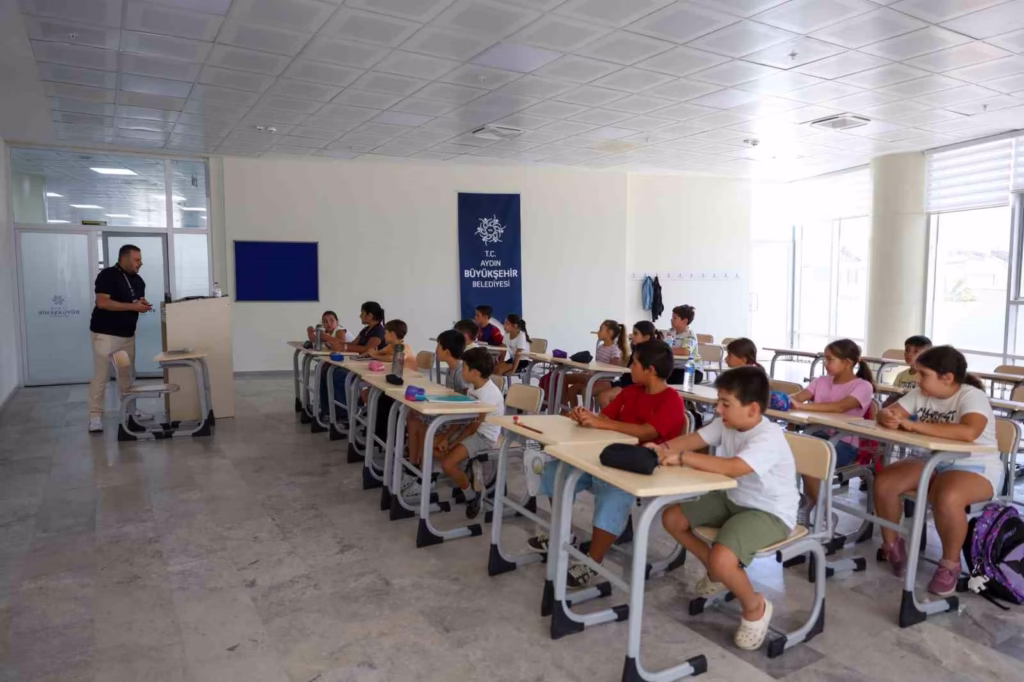aydinli cocuklar yaz tatilini ingilizce ogrenerek geciriyor 905dcdf925f4