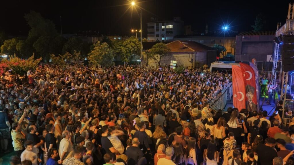 baskan cercioglundan nazillide yaz konseri c5d689fecbf1