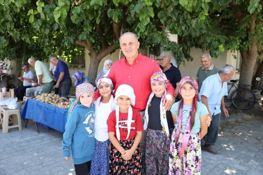 baskan kaya dereagzi mahallesinde asure hayrina katildi e1d0be678050