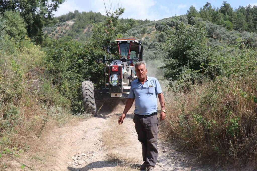Bozdoğan Belediyesi’nden Örencik’te bahçe yolu çalışması 3 bozdogan belediyesinden orencikte bahce yolu calismasi ff9c6d0687f2