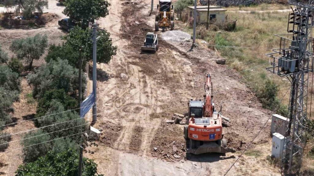 derekoyde yol yenileme calismalari basladi 9c1c3943fef8