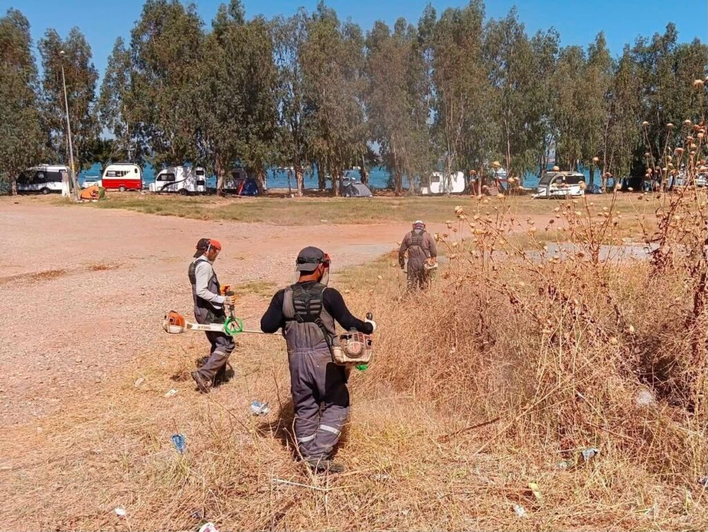 Didim Belediyesi kent genelindeki bakım çalışmalarını aralıksız sürdürüyor 2 didim belediyesi kent genelindeki bakim calismalarini araliksiz surduruyor 063c4c3ebbbf