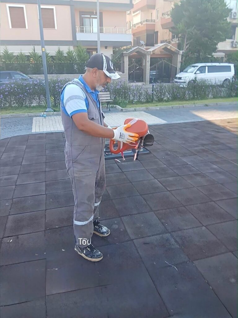 didim belediyesinden ortak yasam alanlarinda bakim calismasi fedbe5301531