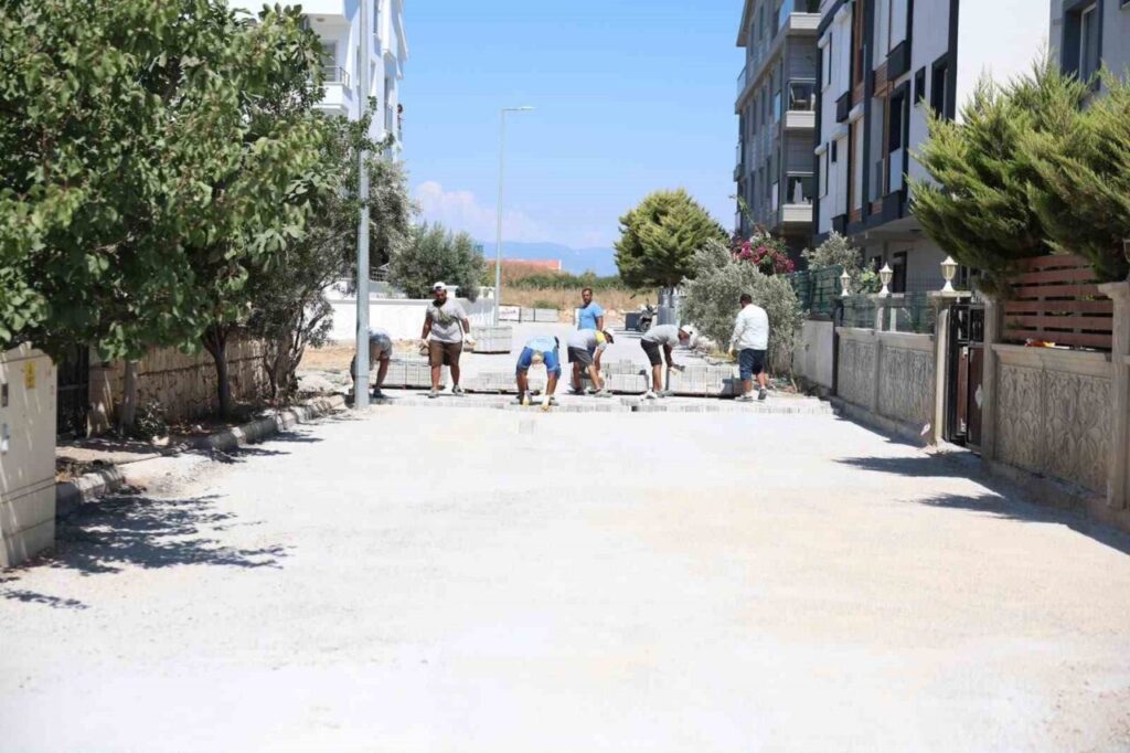 didimde yol calismalari devam ediyor 6ad9d1eee635