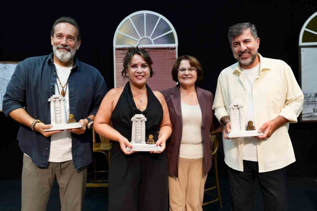 DİGEM Sanat Akademisi Sahnesi yeniden sanatseverlerle buluştu 7 digem sanat akademisi sahnesi yeniden sanatseverlerle bulustu ee6c86131985