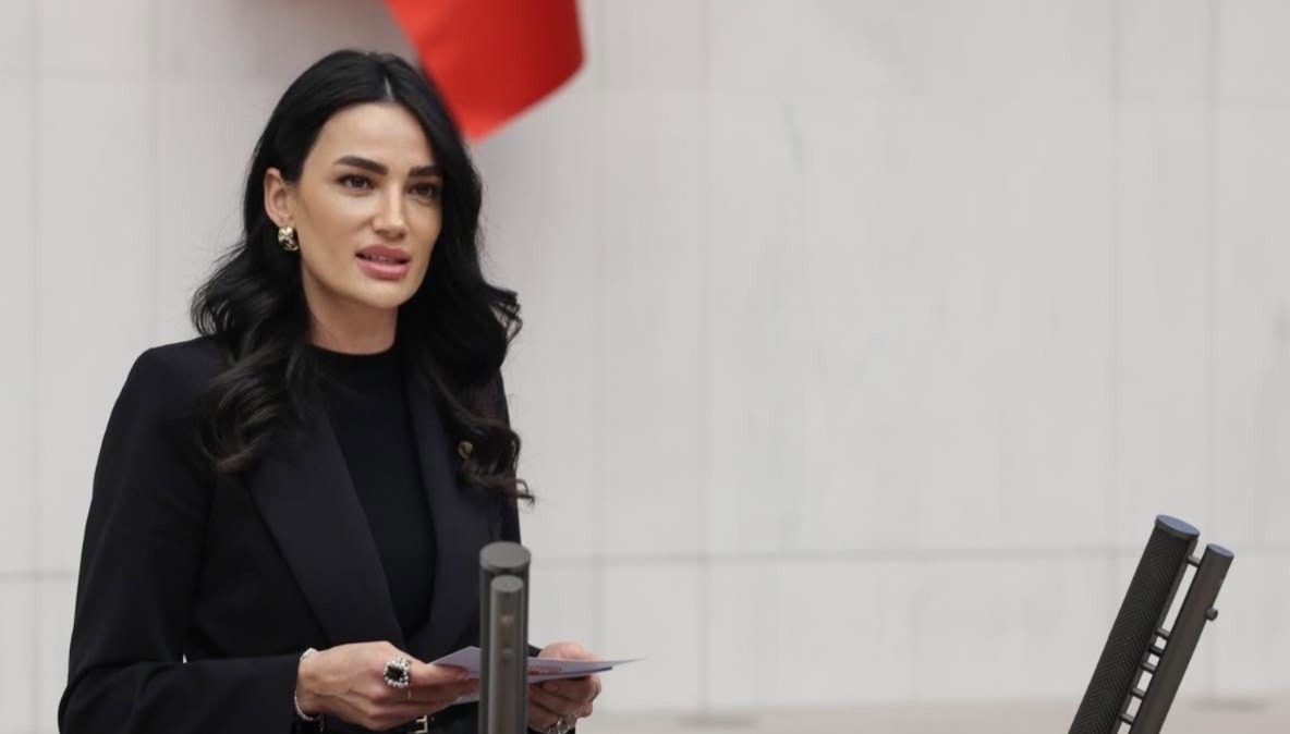 Vekil Sarıbaş’ın 24 Temmuz Mesajı: Gazetecileri Unutmadı