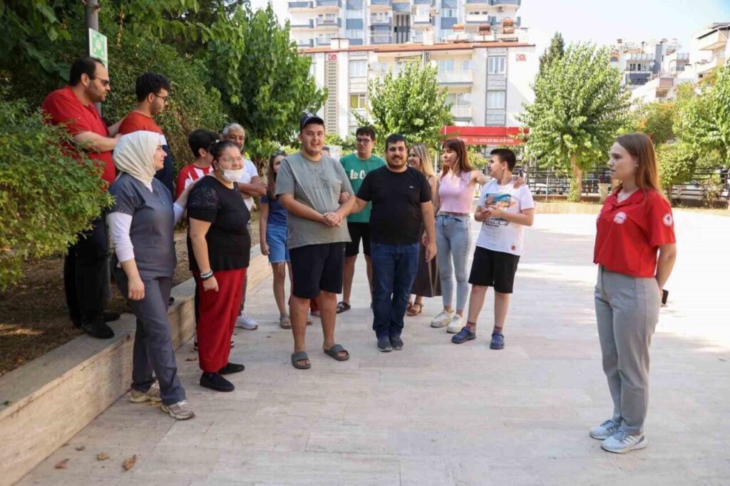 efaktan otizm yasam merkezinde hayat kurtaran tatbikat b5a06fd2fcd7