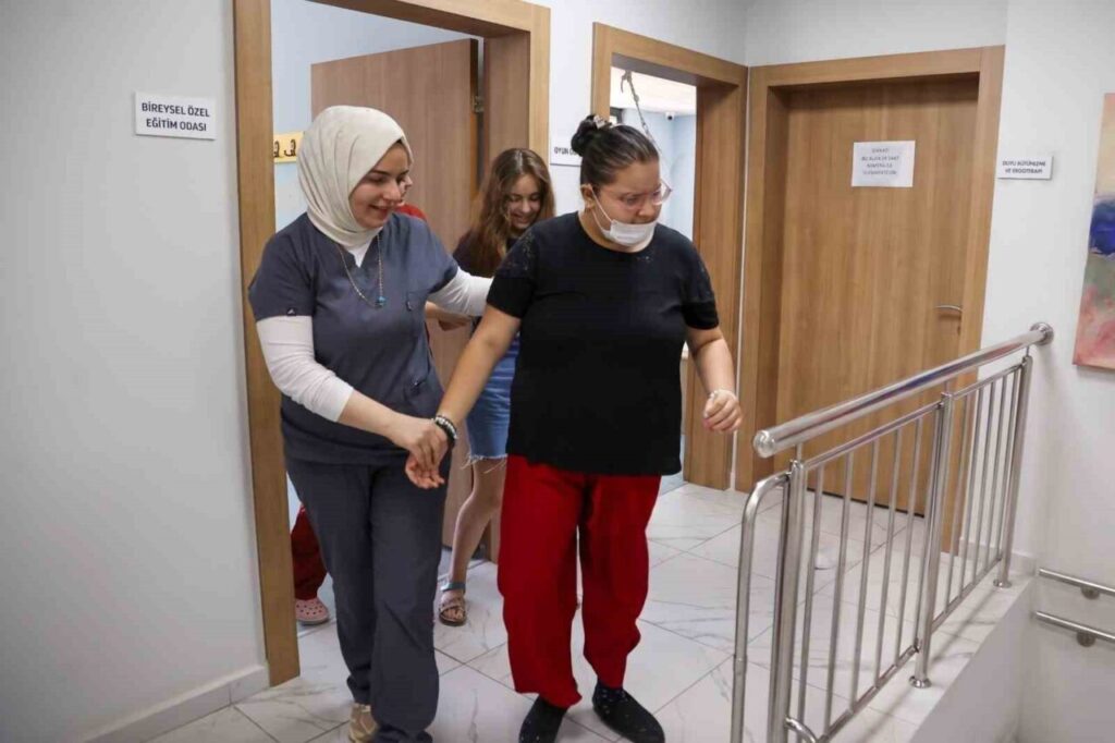 efaktan otizm yasam merkezinde hayat kurtaran tatbikat d58ddbee0379