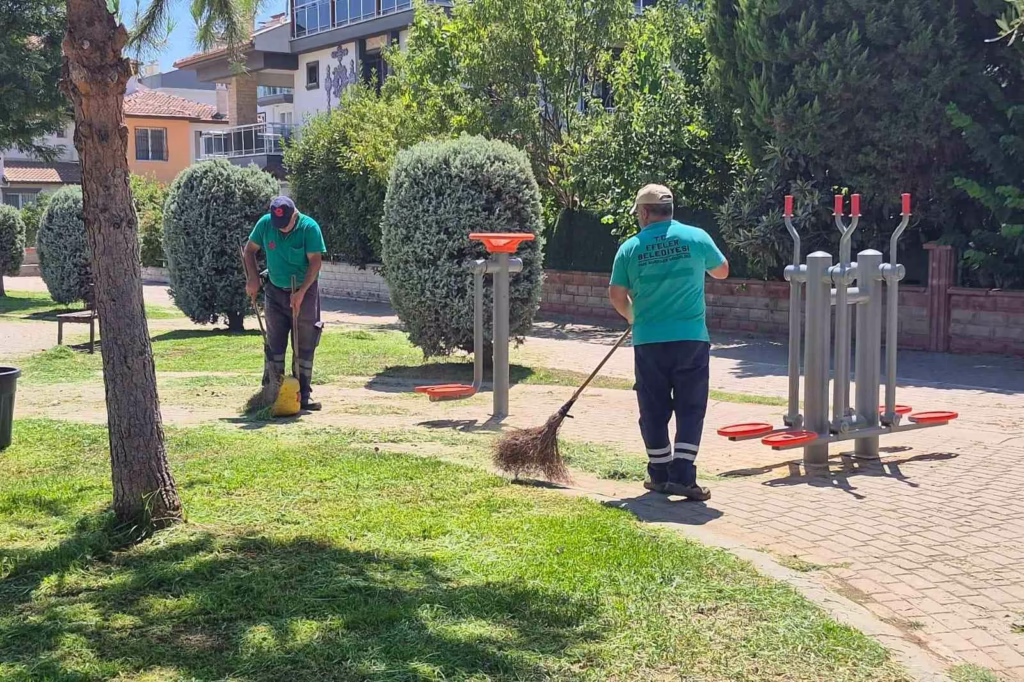 Efeler Belediyesi Mimar Sinan Mahallesi’ndeki parkları bakıma aldı 2 efeler belediyesi mimar sinan mahallesindeki parklari bakima aldi 0a90b3f8f338