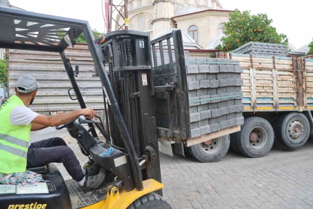 Efeler Belediyesi’nden Umurlu Mahallesi’nde kapsamlı çalışma 7 efeler belediyesinden umurlu mahallesinde kapsamli calisma ab8364126662