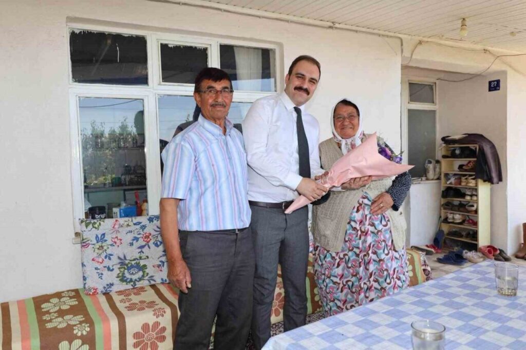 kaymakam battal sehit ailesi ve gaziyi yalniz birakmadi 0e637c0383a4