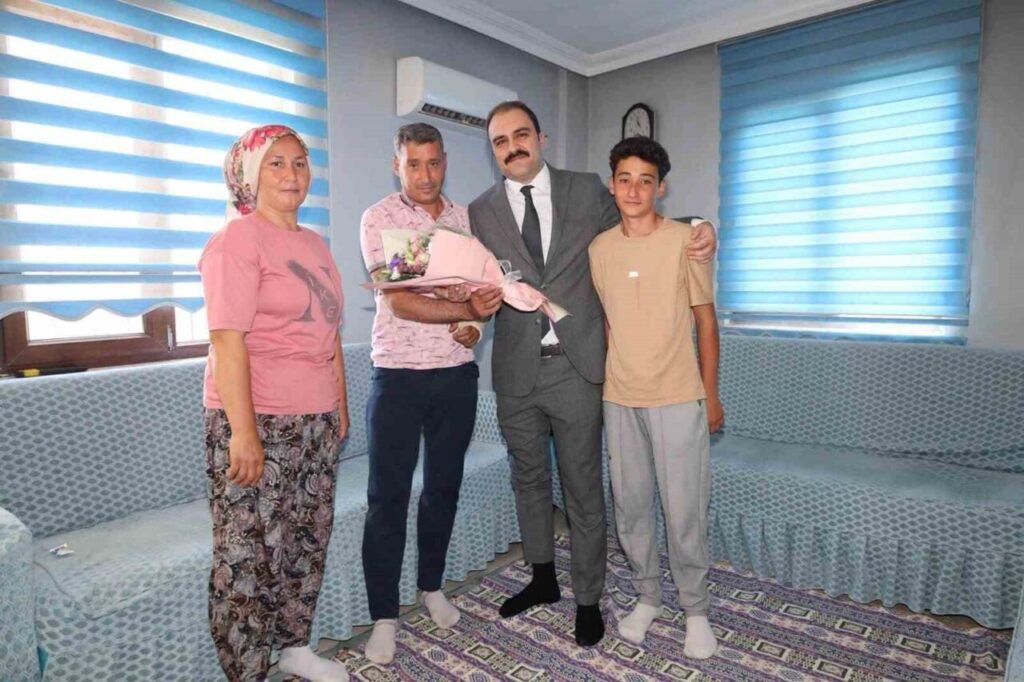 kaymakam battal sehit ailesi ve gaziyi yalniz birakmadi 9c17e7e56fba