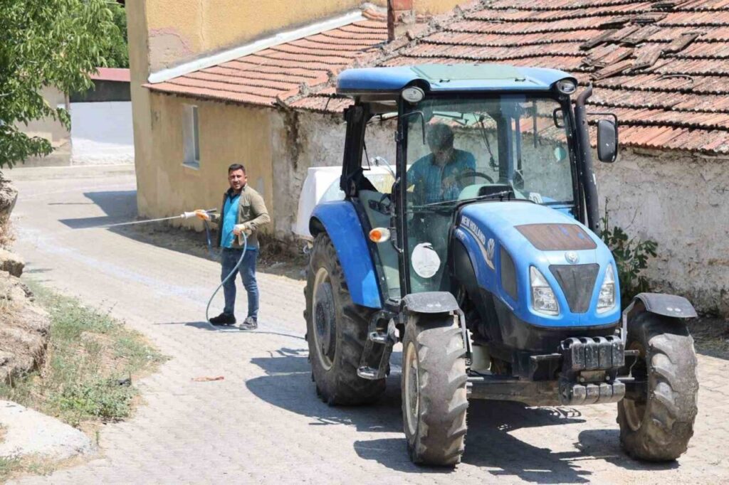 kocarli belediyesinden sahincilerde cevre mesaisi 6f0c622960f1