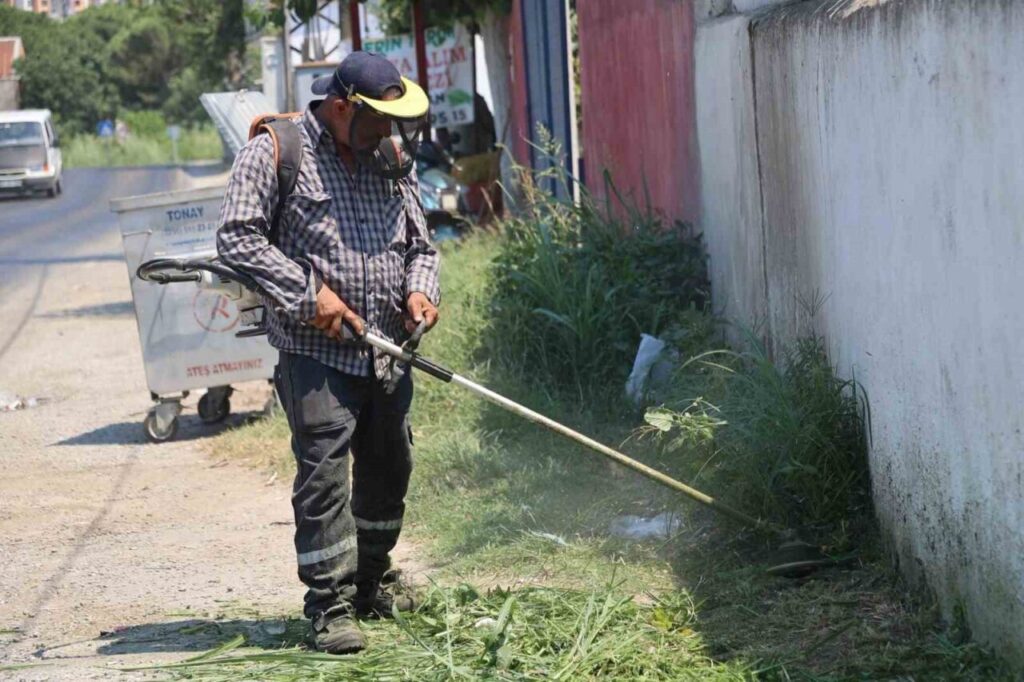 kocarli belediyesinden sahincilerde cevre mesaisi b57bfcaff4d7