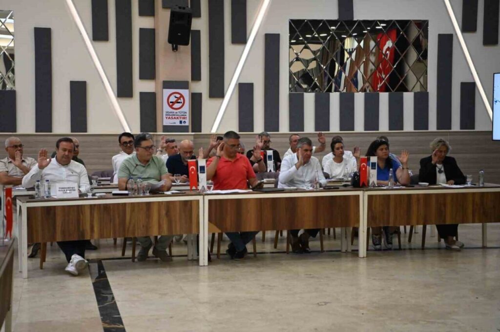 Kuşadası Belediyesi Meclisi’nden elektrikli araç ve engelli erişimi kararı 2 kusadasi belediyesi meclisinden elektrikli arac ve engelli erisimi karari 9719fd5e814a