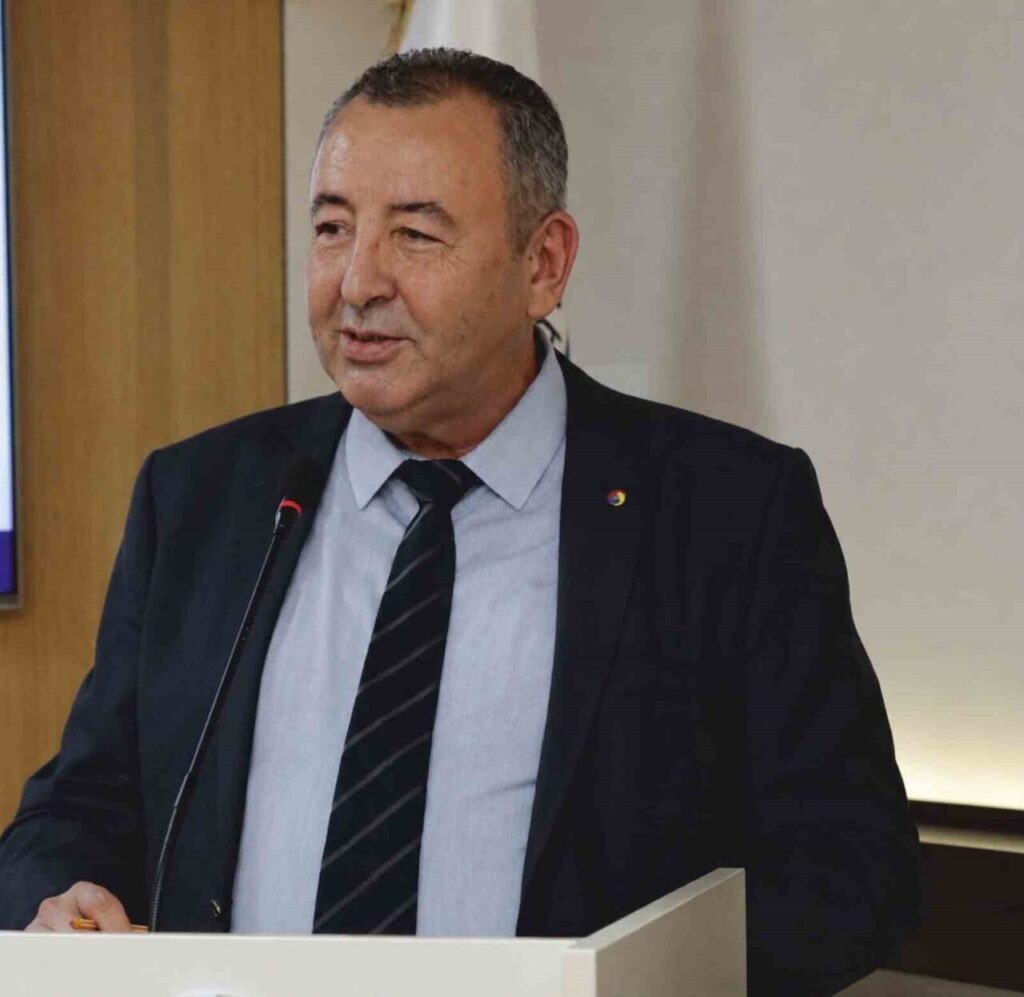 kusadasi ticaret odasinin dijital uygulamasina ilk 3 gunde 352 uye giris yapti e0c53e63ea65