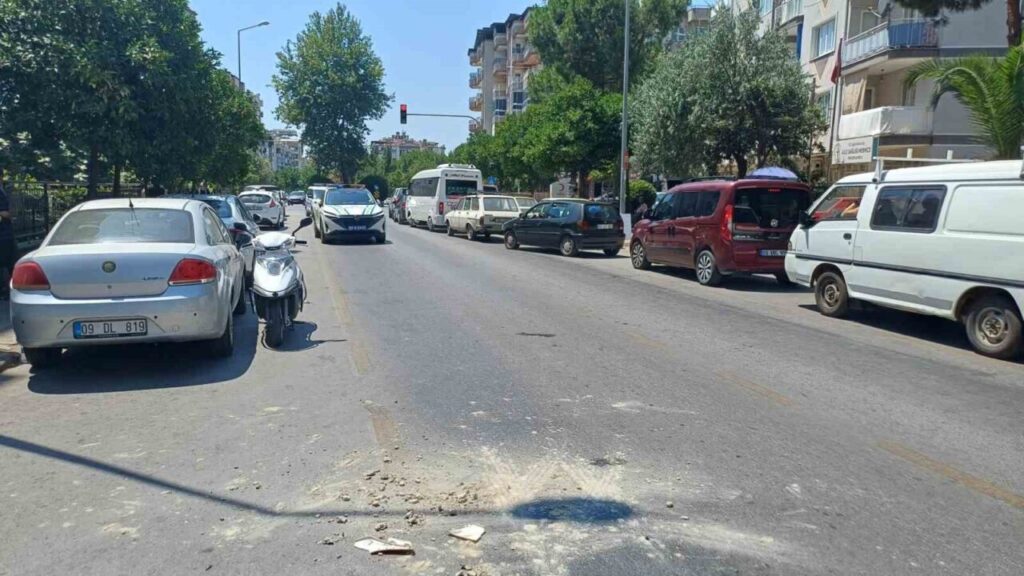 motosiklet ile kamyonet carpisti 2 yarali c109938c08b8