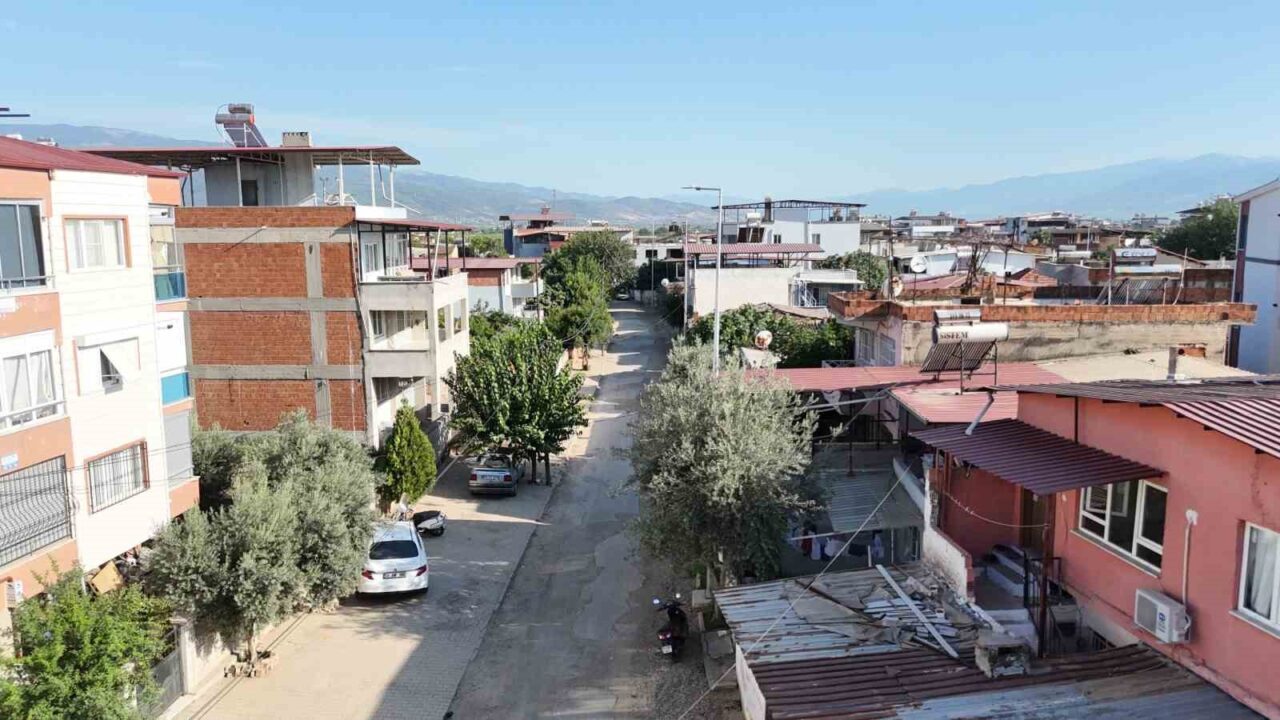 Nazilli’de 10 sokakta asfalt mesaisi başladı