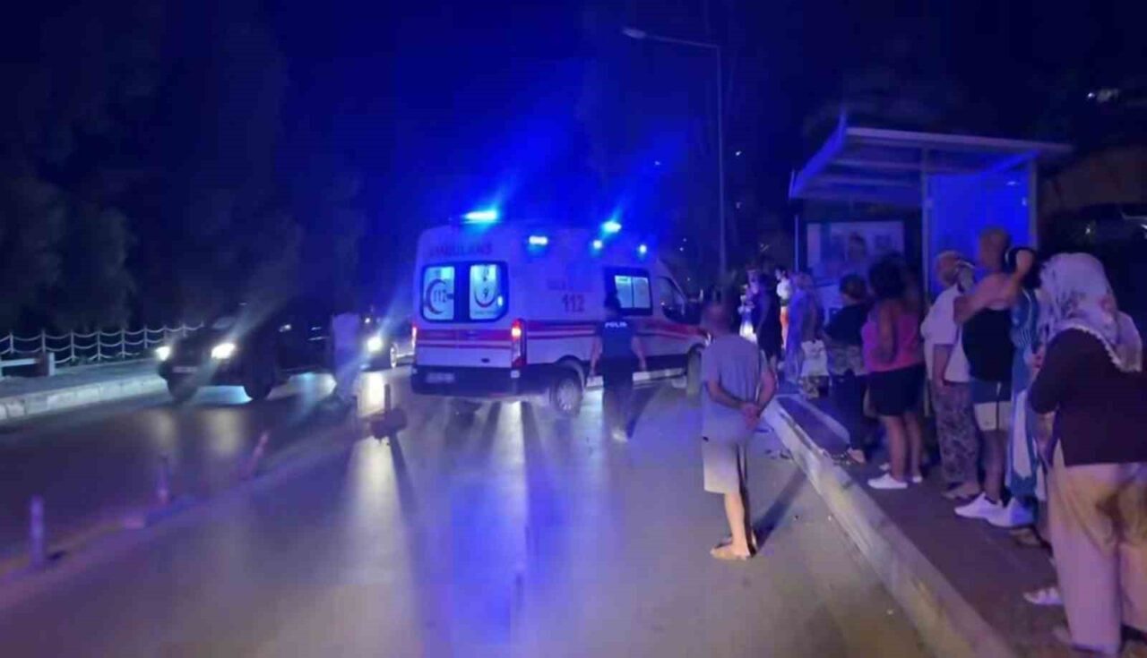 Söke’de trafik kazası; Ağır yaralanan motosiklet sürücüsü hastaneye kaldırıldı 3 Söke’de trafik kazası; Ağır yaralanan motosiklet sürücüsü hastaneye kaldırıldı