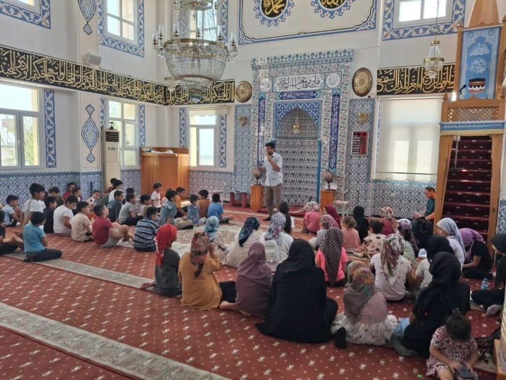 sokede yaz kuran kurslarinda degerler egitimi seminerleri devam ediyor d6597abda3a1