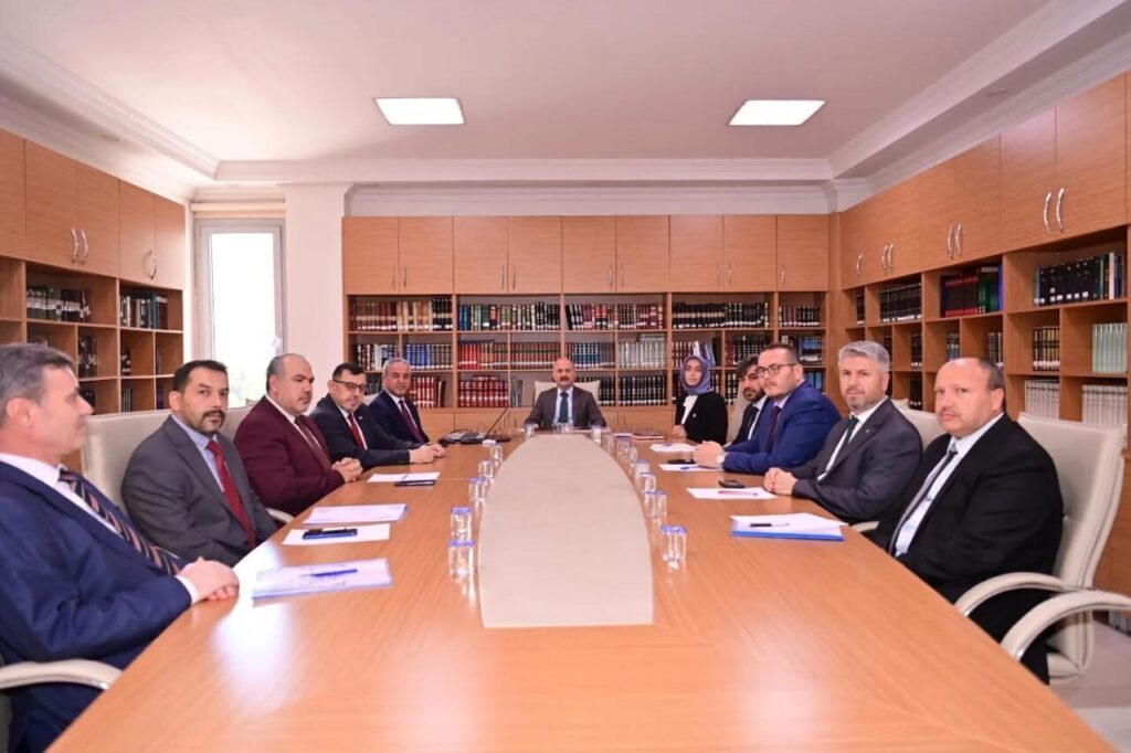 vali varol il muftulugunde yurutulen hizmetler hakkinda bilgi aldi df7666caa5e8