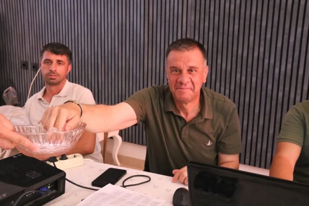 yenipazar belediyesi hali saha turnuvasinda fikstur cekimi yapildi 777513f9d255