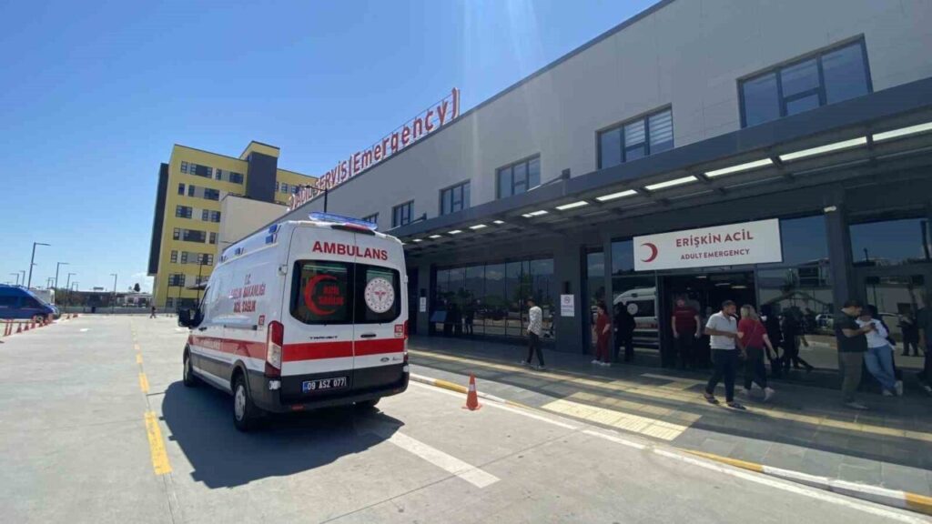 zakkumun cicegini yedi komalik oldu 869d17382cc5