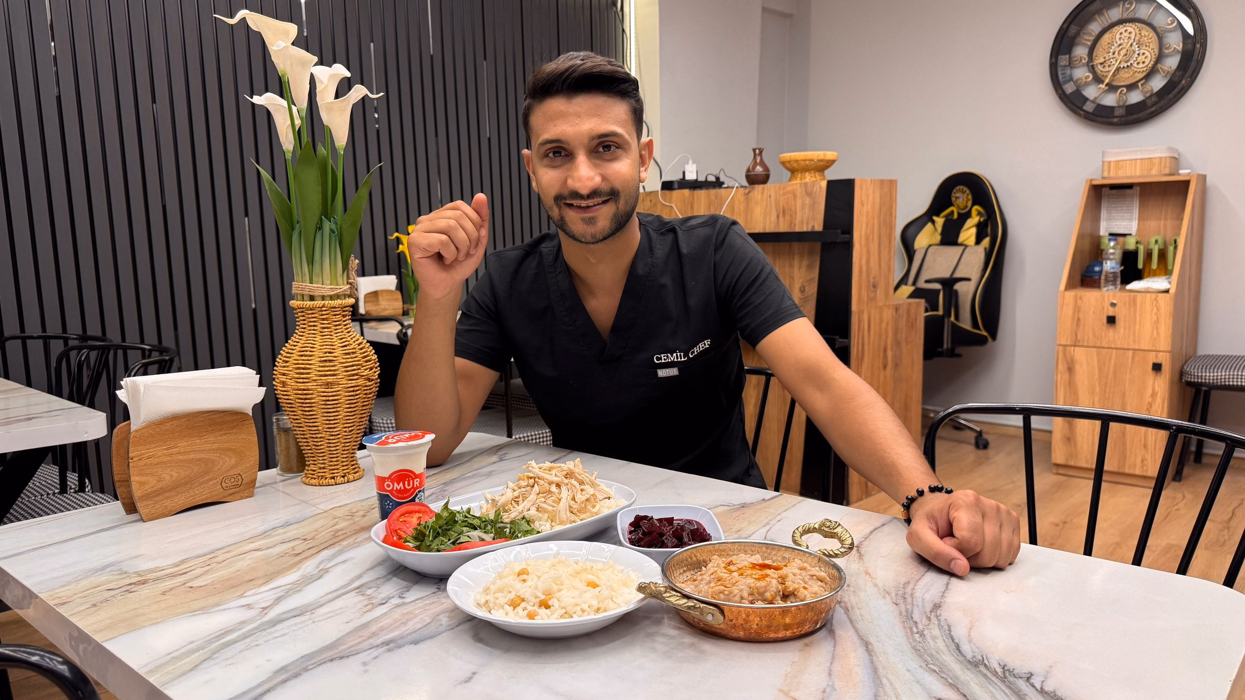Cemil Usta’da Lezzet Durağı Değişmiyor: Sırada Karacasu Keşkeği!