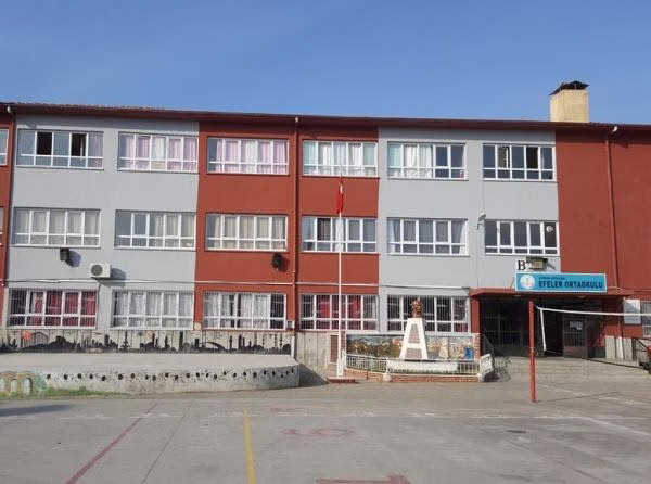 Aydın’da deprem alarmı: İki okul boşaltılıyor