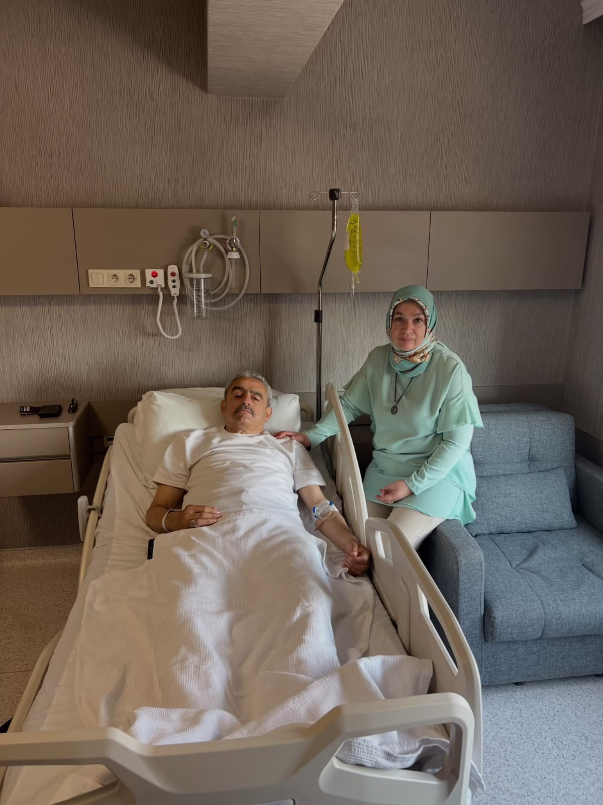 Haluk Alıcık yüz felci geçirdi! Nazilli'nin sevilen ismi hastanede 6 Haluk Alıcık yüz felci geçirdi! Nazilli’nin sevilen ismi hastanede