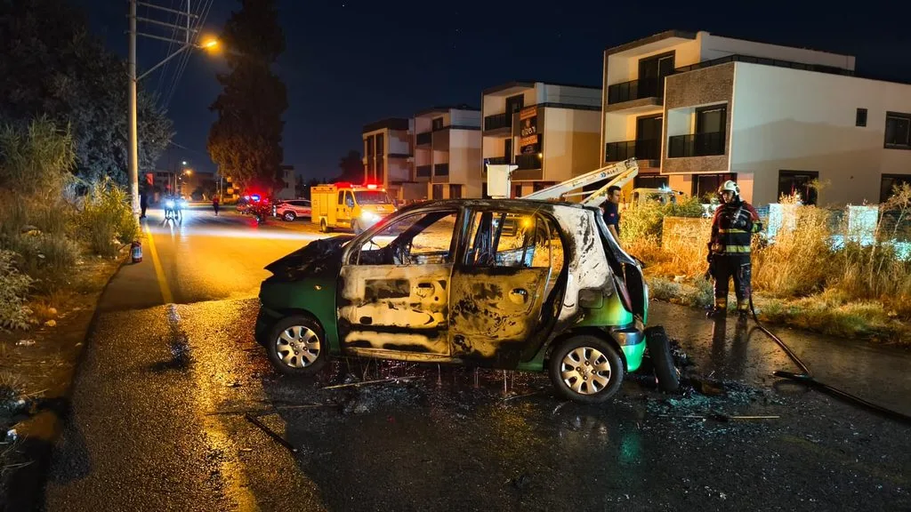Aydın'da Otomobil Duvara Çarptı, Alev Alev Yandı: 1 Yaralı 2 WhatsApp Image 2026 08 28 at 11.52.49 1