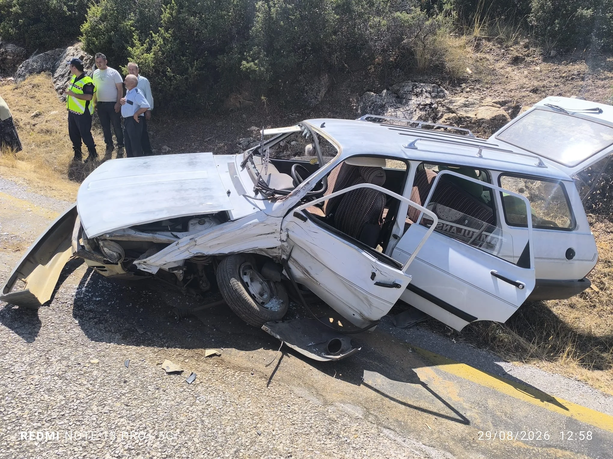Karacasu’da korkutan kaza: Sürücüler ucuz atlattı