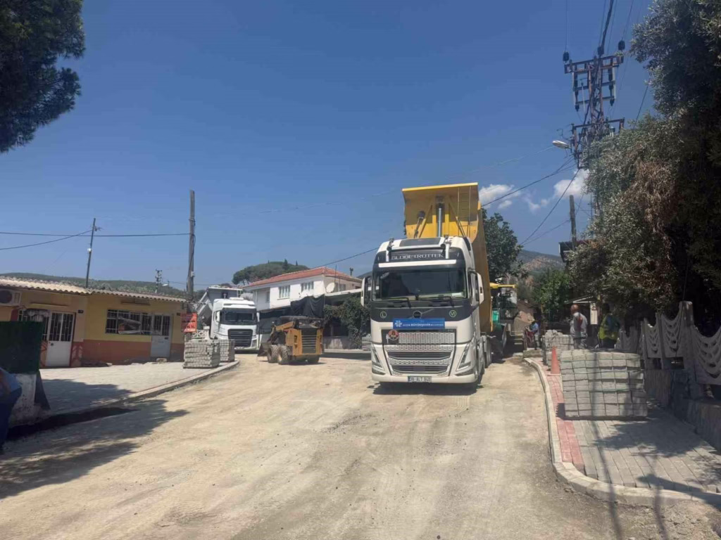 aydin buyuksehirden 17 ilcede es zamanli yol seferberligi 970596e66580
