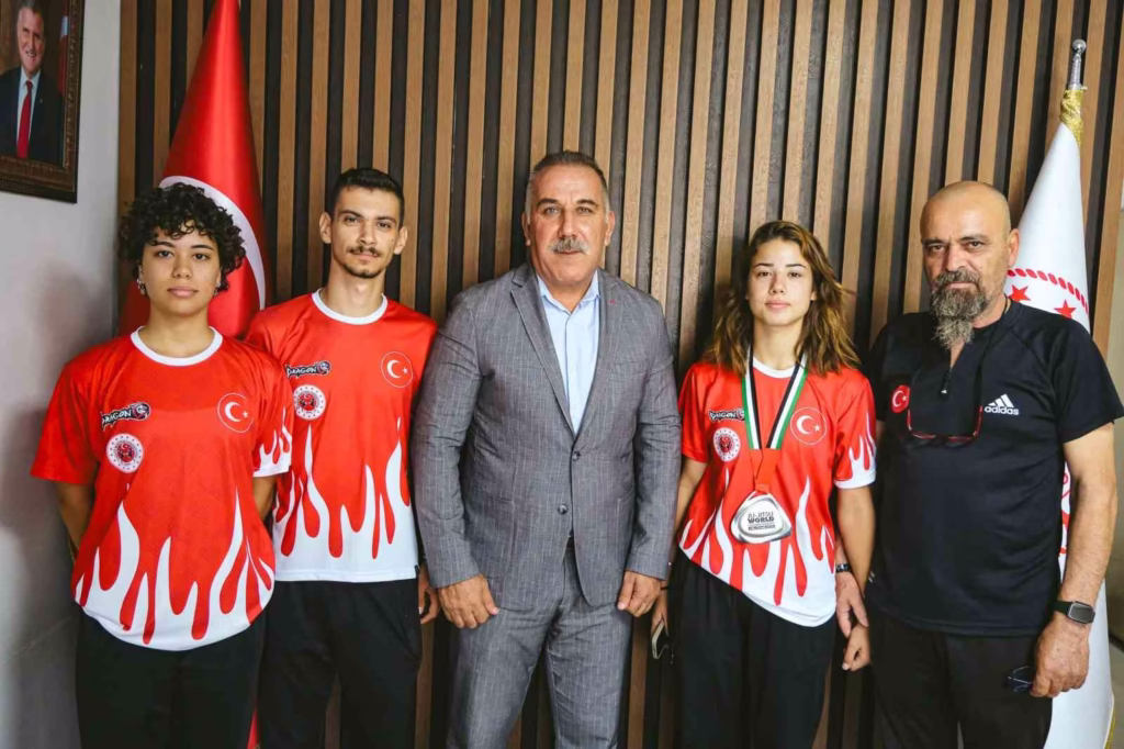 aydinli genc sporcu jujitsuda dunya 2ncisi oldu 35aa0e0dcfe9