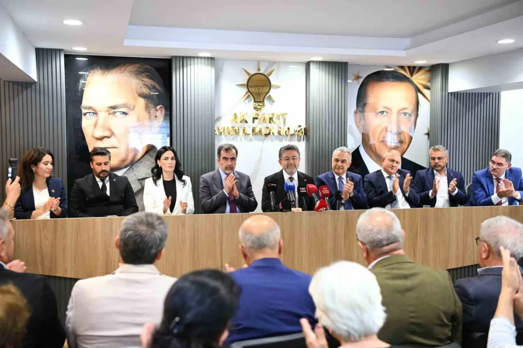 bakan yumakli son 24 yilda aydina yaklasik 190 milyar liralik yatirim yapildi 9b7b667fb2b2