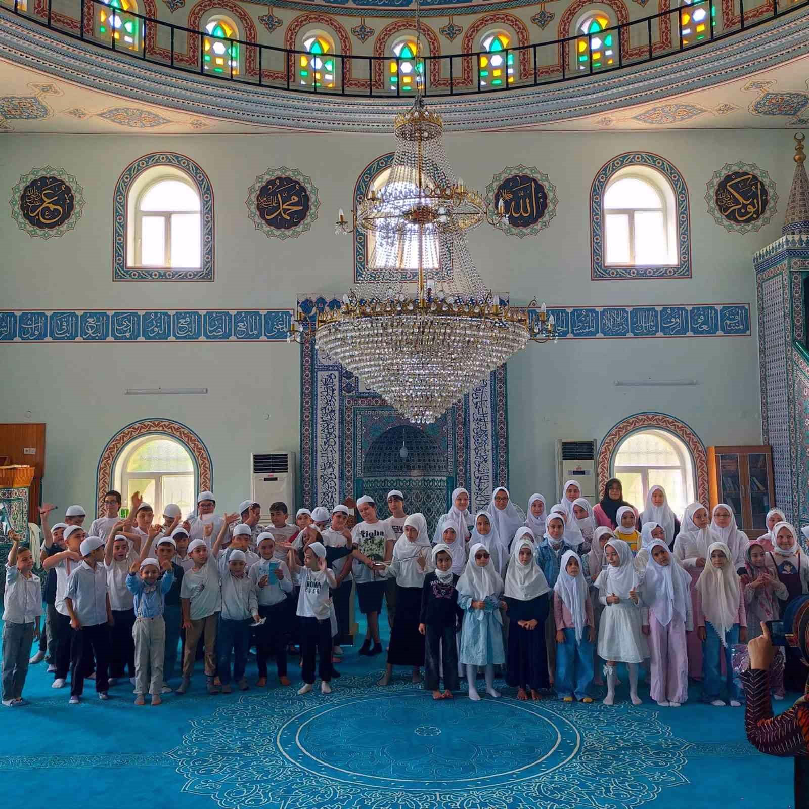 Başaran Mahallesi’nde Yaz Kur’an Kursu coşkulu programla sona erdi