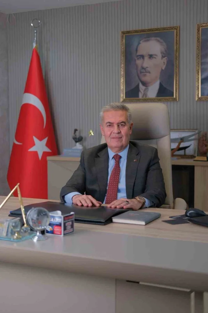 Başkan Erol: "Bu zafer, bizlere birlik içinde aşamayacağımız hiçbir engelin olmadığını hatırlatıyor" 2 baskan erol bu zafer bizlere birlik icinde asamayacagimiz hicbir engelin olmadigini hatirlatiyor 8433281b4b5b