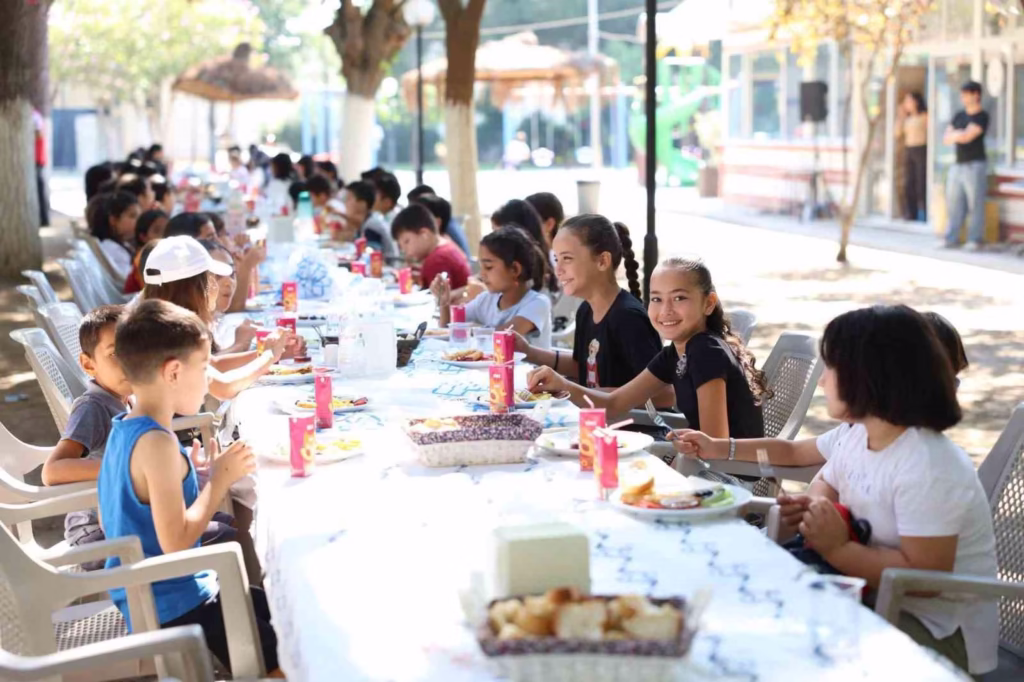 baskan kaya cocuklarimizin egitim hayatinda yanlarinda olmaya devam edecegiz 0e2d1e34686b