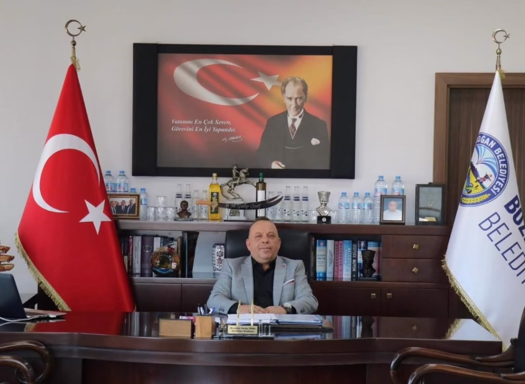 baskan ozelden bozdogani kazanan universite ogrencilerine hos geldiniz mesaji e2609ec1cc17
