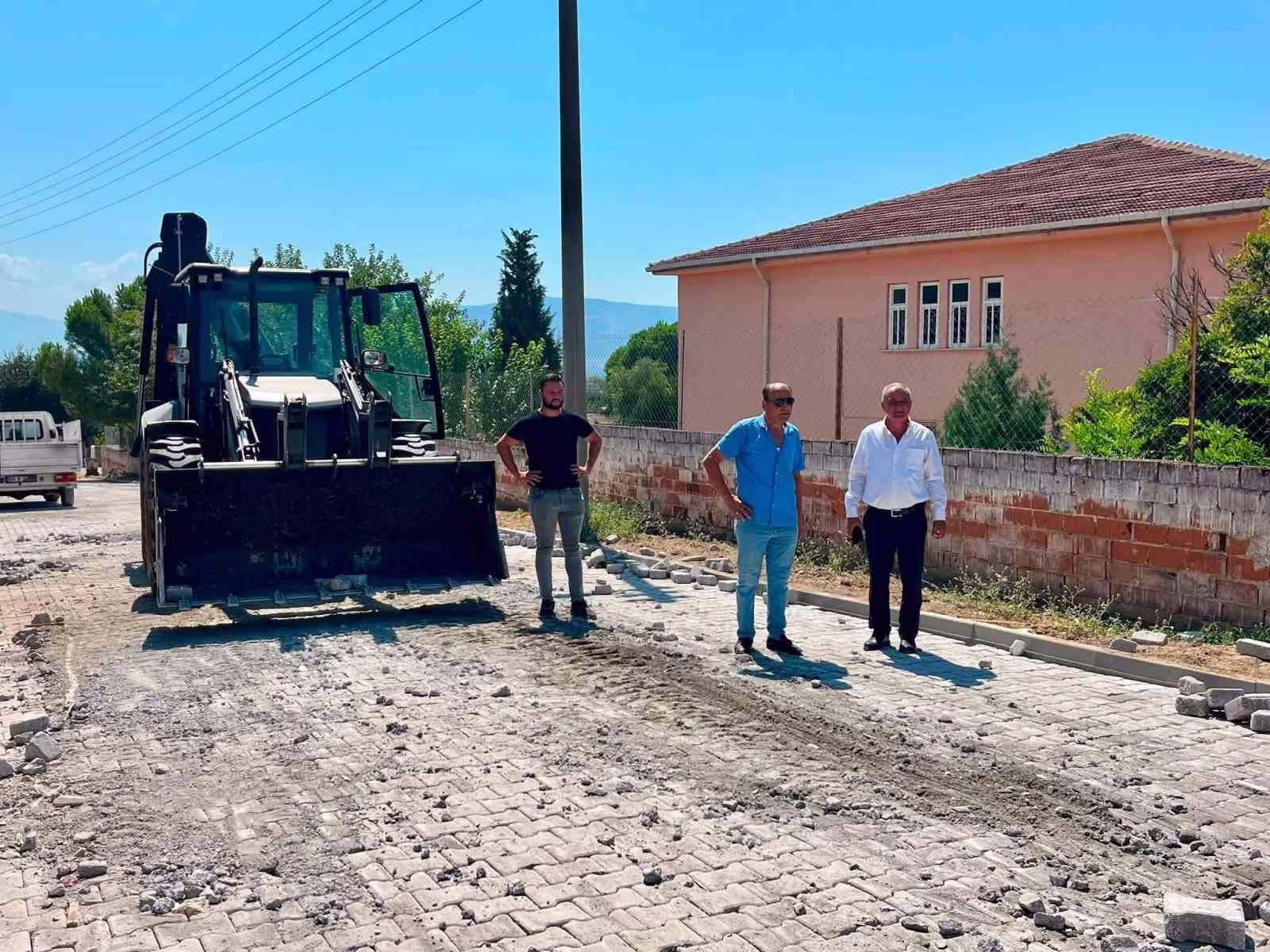 Başkan Yıldırımkaya vatandaşların talep ve önerilerini yerinde dinliyor
