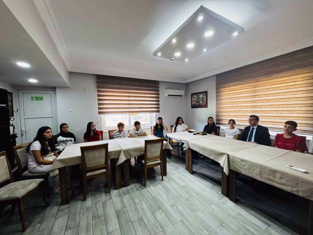 Bozdoğan’da LGS başarısı gösteren öğrenciler ödüllendirildi 5 bozdoganda lgs basarisi gosteren ogrenciler odullendirildi f3c0306b4b8c