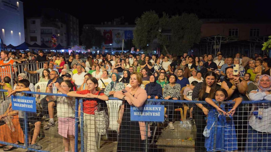 buharkentte festival coskusu eypio ile surdu 353331460828